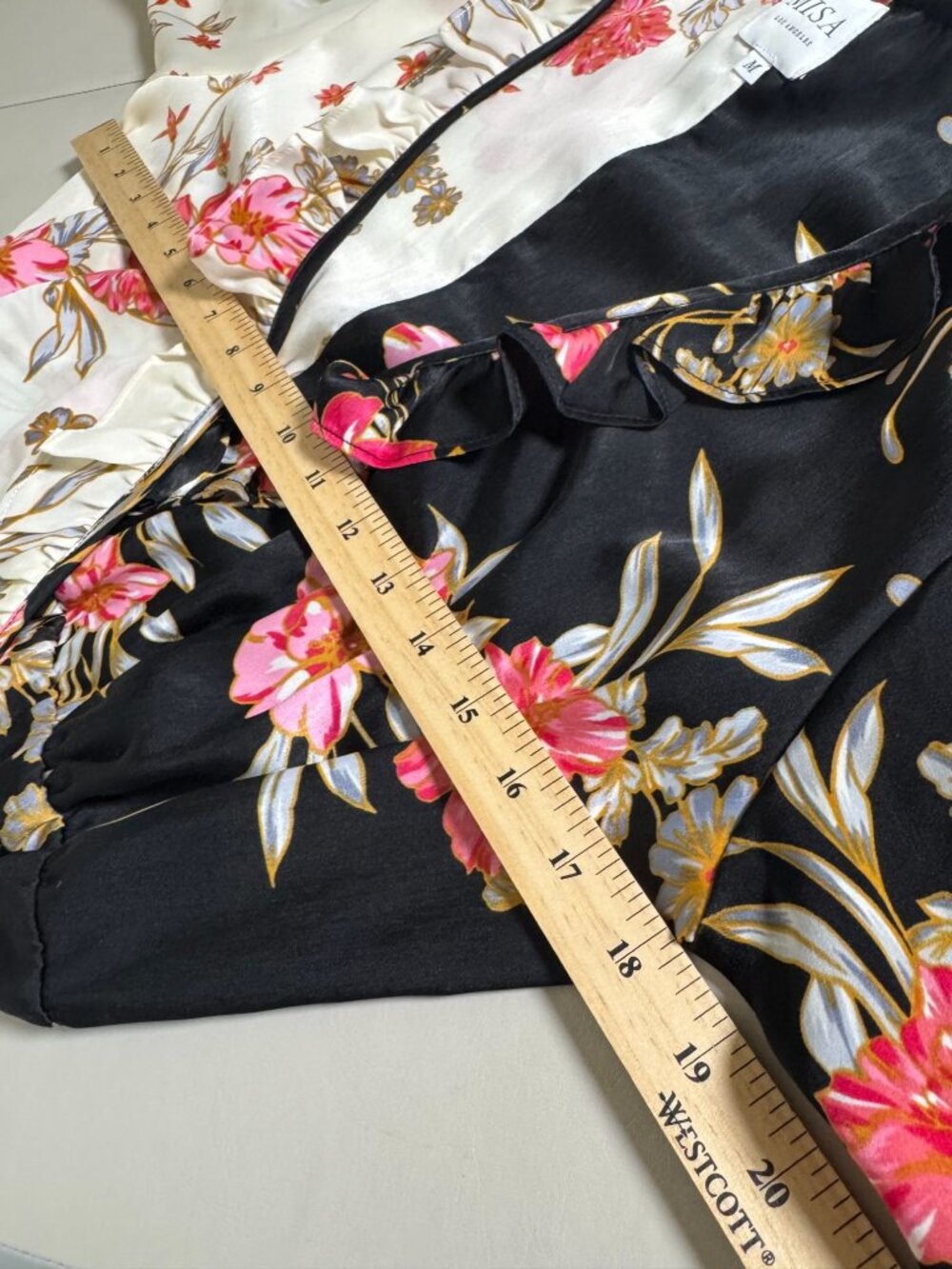 Misa Los Angeles Tabitha Floral Wrap Midi Dress Long Sleeve Size Medium Satin - Picture 7 of 16